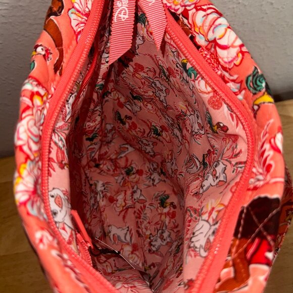 Vera Bradley Triple Zip Hipster in Moana Adventure NWT - Picture 8 of 10